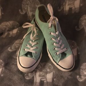 NWOB Mint Green Converse